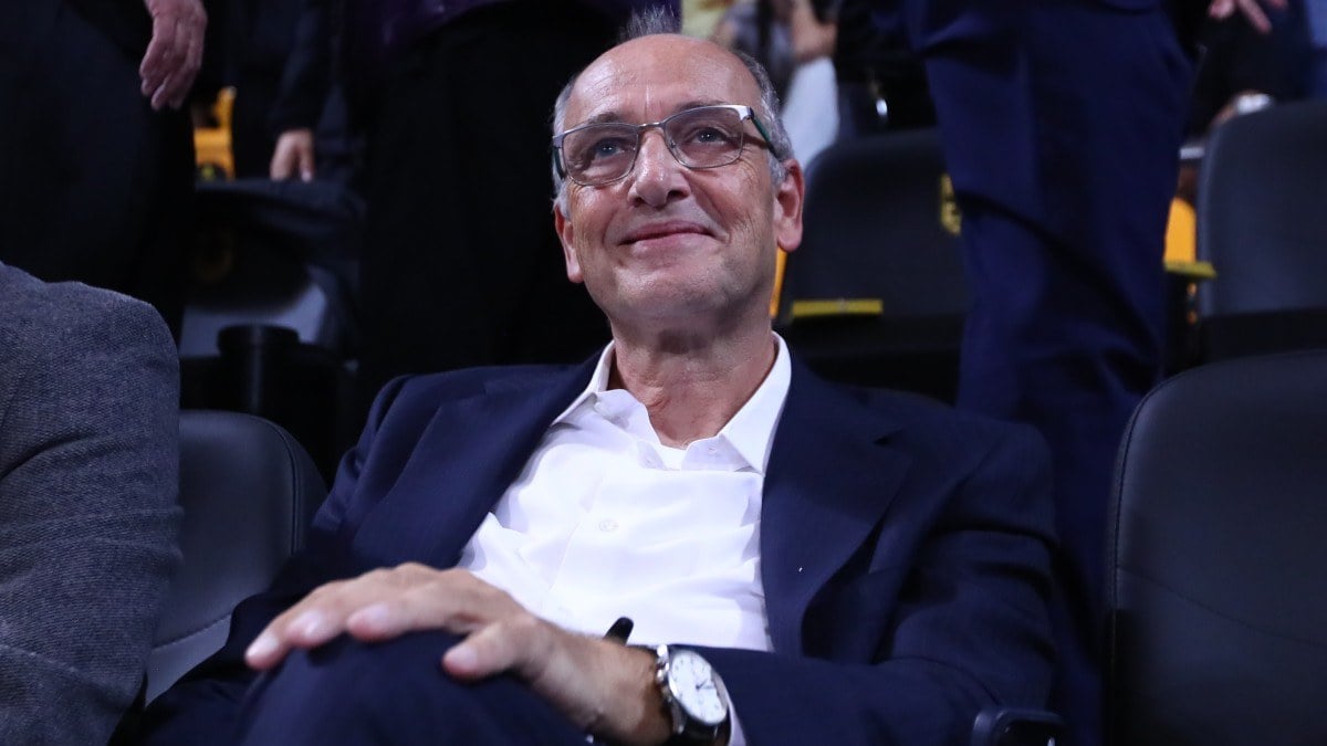 Ανδρέας Μικρούτσικος: «Είναι λαμόγια και διεφθαρμένοι» για την υπόθεση στημένων στο μπάσκετ – Δείτε βίντεο 11 Βαγγέλης Λιόλιος