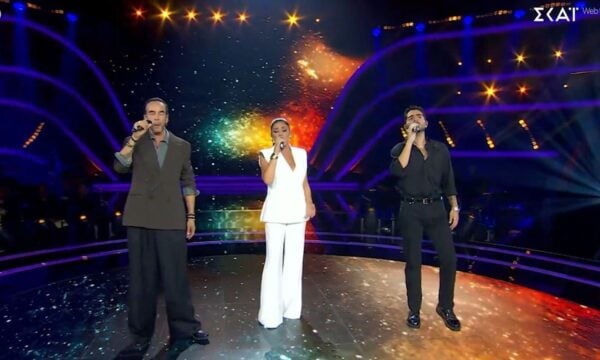 The Voice: Η συγκλονιστική έναρξη του αφιερώματος για τον Γιώργο Μαζωνάκη – «Απόψε οι σιωπές είναι εκκωφαντικές»