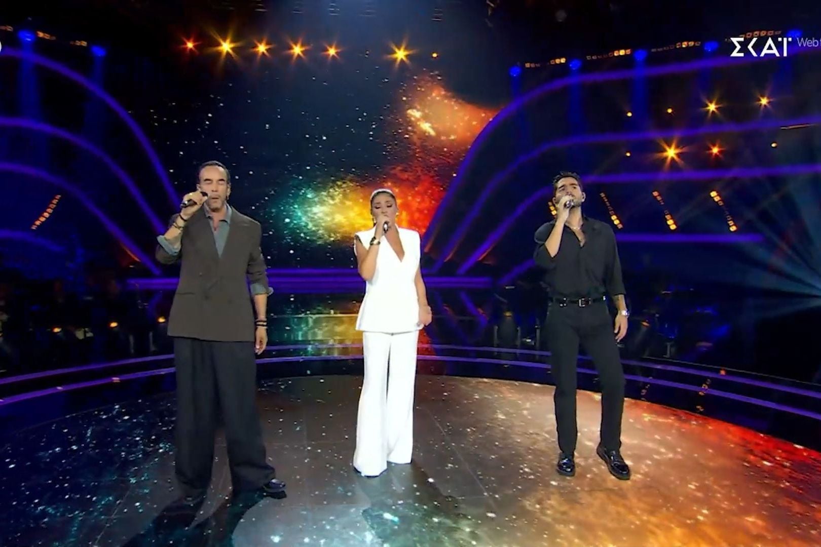 The Voice: Η συγκλονιστική έναρξη του αφιερώματος για τον Γιώργο Μαζωνάκη – «Απόψε οι σιωπές είναι εκκωφαντικές»