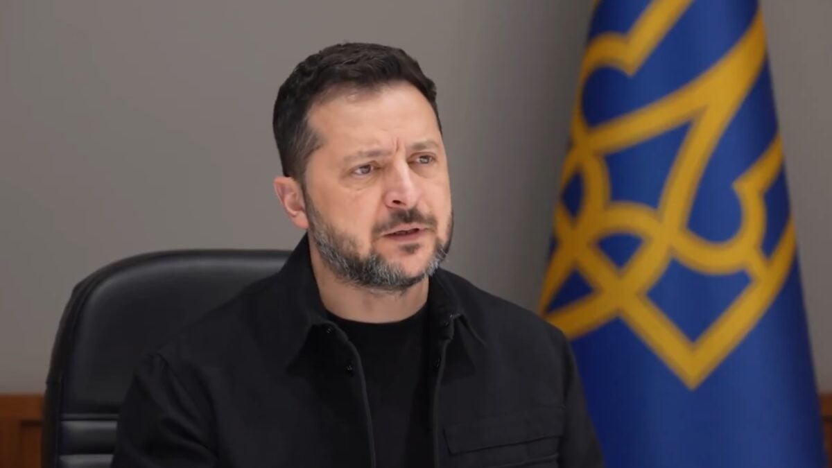 Ζελένσκι: Η Ουκρανία σταμάτησε τα πλήγματα σε ρωσικά διυλιστήρια, αλλά η Μόσχα χτυπά ενεργειακές υποδομές 2 Ζελένσκι: Η Ουκρανία σταμάτησε τα πλήγματα σε ρωσικά διυλιστήρια, αλλά η Μόσχα χτυπά ενεργειακές υποδομές