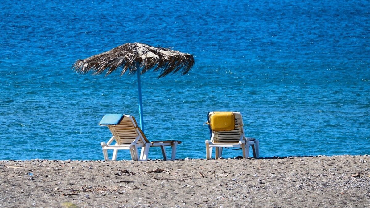 DW: 12 νεκροί σε δύο ναυάγια μεταναστών σε Λέσβο και Σάμο 1 DW: 12 νεκροί σε δύο ναυάγια μεταναστών σε Λέσβο και Σάμο