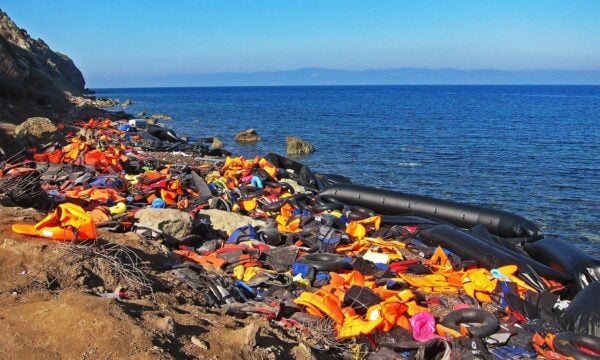 DW: Η διαδρομή από την ανατολική Λιβύη προς την Κρήτη και τα δίκτυα διακίνησης μεταναστών