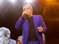 Θέμης Αδαμαντίδης: Έκανε το εστιατόριο πίστα, τραγούδησε το «Στην καρδιά» από το τραπέζι του και αποθεώθηκε