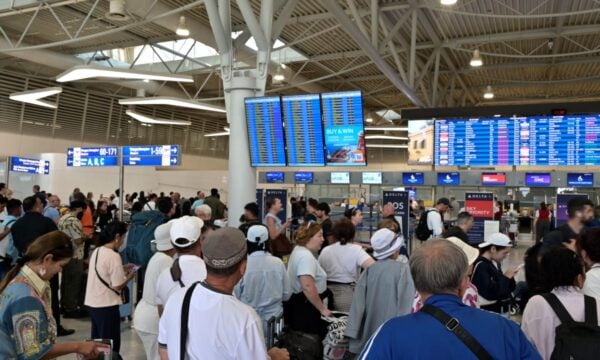 Ιταλία: Καθυστερήσεις και ακυρώσεις πτήσεων – Αεροσκάφη από την Ελλάδα παρακάμπτουν τον ιταλικό εναέριο χώρο