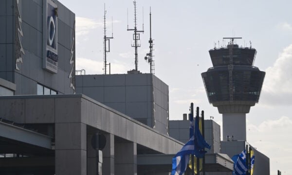 Αεροδρόμιο Ελ. Βενιζέλος: Συνελήφθησαν 21χρονος και 24χρονη για κλοπές σε βάρος επιβατών με λεία πάνω από 5.000 ευρώ