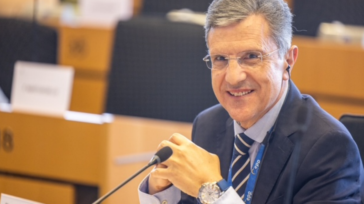 Γιώργος Αυτιάς προς Φον ντερ Λάιεν: Να υιοθετηθεί η πρόταση του Έλληνα πρωθυπουργού για τη στήριξη των κοινωνιών 1 Γιώργος Αυτιάς προς Φον ντερ Λάιεν: Να υιοθετηθεί η πρόταση του Έλληνα πρωθυπουργού για τη στήριξη των κοινωνιών