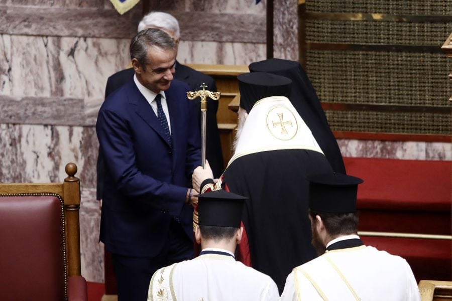 Βουλή: Με Αγιασμό του Αρχιεπισκόπου Ιερώνυμου άρχισε η νέα τακτική Σύνοδος – ΦΩΤΟ 13 Βουλή: Με Αγιασμό του Αρχιεπισκόπου Ιερώνυμου άρχισε η νέα τακτική Σύνοδος – ΦΩΤΟ