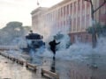 Αλβανία: Επεισόδια στις διαδηλώσεις κατά του Έντι Ράμα – Για 5η ημέρα πολιορκείται το υπουργείο Παιδείας – Δείτε βίντεο