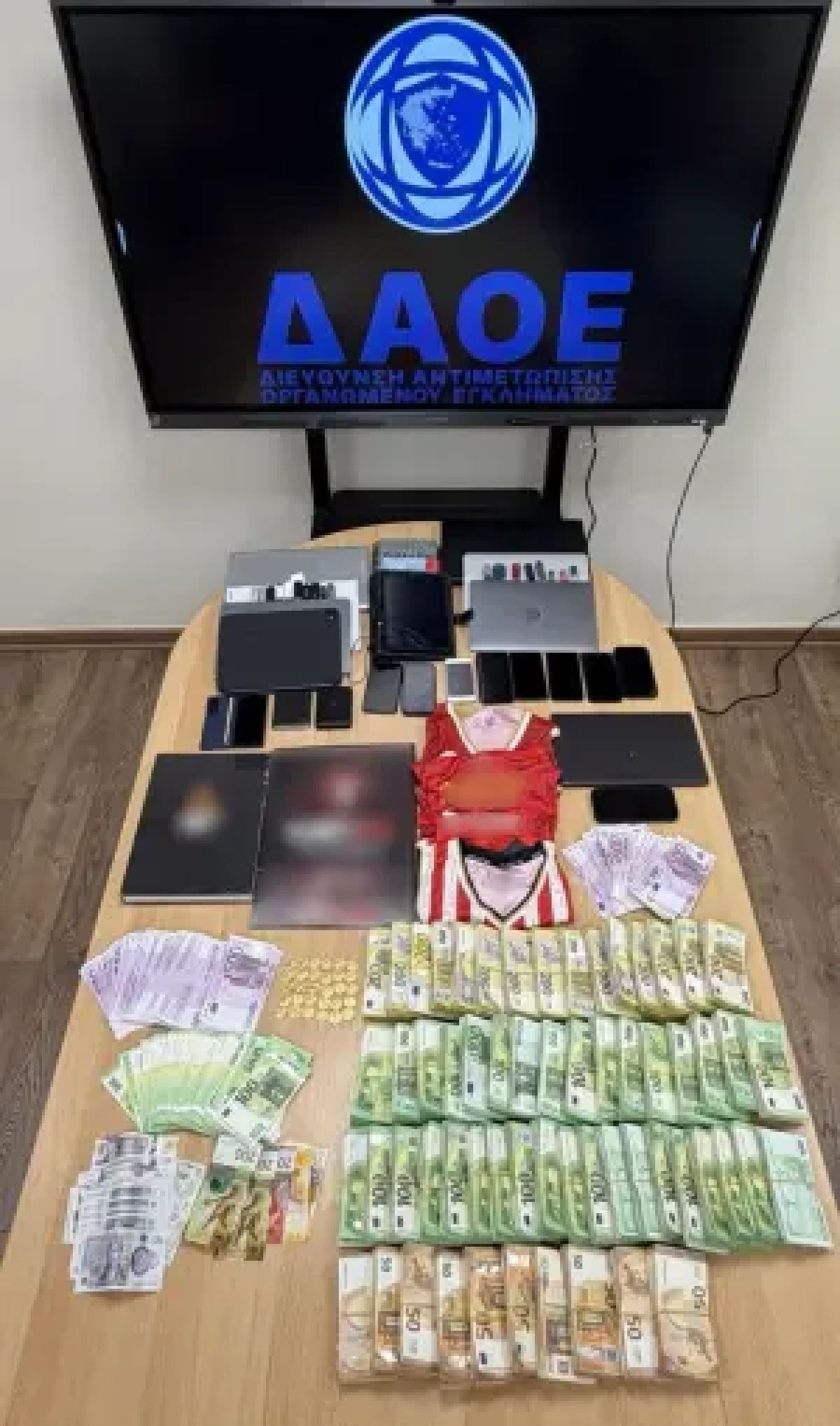 Ανδρέας Μικρούτσικος: «Είναι λαμόγια και διεφθαρμένοι» για την υπόθεση στημένων στο μπάσκετ – Δείτε βίντεο 15 Ανακοίνωση ΕΛ.ΑΣ. για μπάσκετ