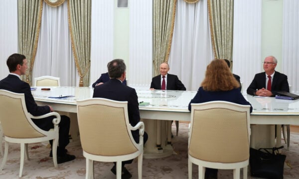 Πούτιν: Αποκαλεί «ιστορικά ρωσική γη» την ανατολική Ουκρανία – Ο Ζελένσκι ζητά πρόσκληση στη G20
