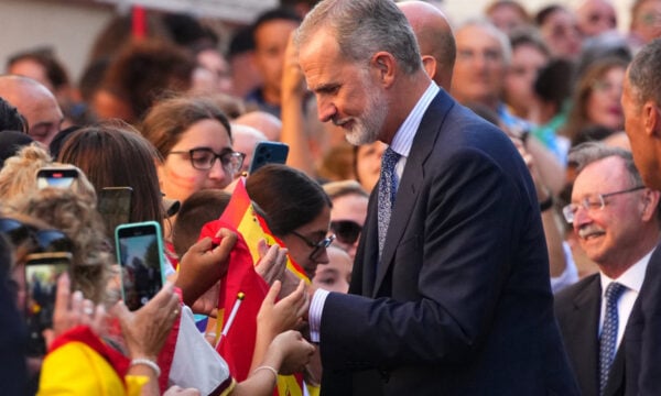 Ισπανία: Ο βασιλιάς Φελίπε επισκέφθηκε τη Θέουτα – «Αδιαμφισβήτητη» η κυριαρχία σε Θέουτα και Μελίγια