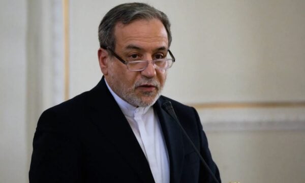 Αραγτσί: Το Ιράν επιδιώκει σοβαρά τη διπλωματία για να προστατεύσει τα εθνικά του συμφέροντα