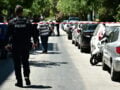 Πατήσια: Έπεσαν πυροβολισμοί έξω από πολυκατοικία – Τρεις νεαροί κρύφτηκαν στην ταράτσα για να αποφύγουν τη σύλληψη