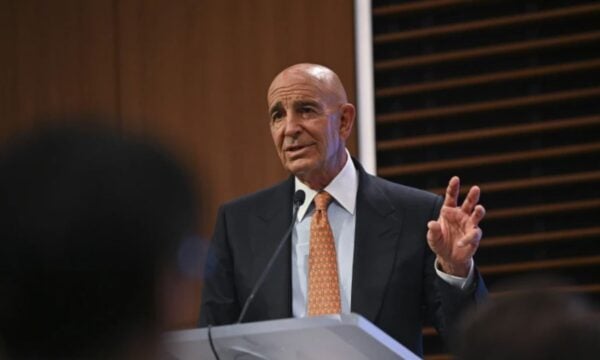 Τομ Μπάρακ: «Η Ελλάδα και η Τουρκία τσακώνονται από πάντα, πράγμα που είναι γελοίο» – Ζητά συντονισμό στα ενεργειακά