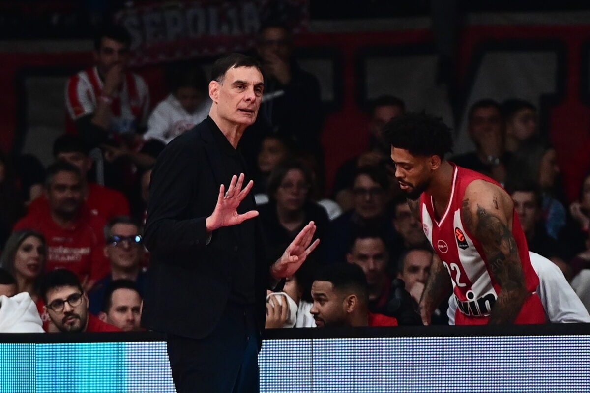 Μπαρτζώκας για Ντόρσεϊ: «Δεν μιλάω ποτέ άσχημα για όποιον έχει φορέσει τη φανέλα του Ολυμπιακού, η ομάδα πάνω από όλα»