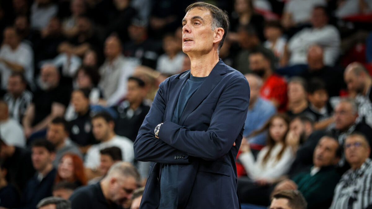 Μπαρτζώκας: «Δεν αποφασίζουμε εμείς ποιοι είναι ένοχοι και ποιοι όχι» για το σκάνδαλο στο ελληνικό μπάσκετ 1 Μπαρτζώκας: «Δεν αποφασίζουμε εμείς ποιοι είναι ένοχοι και ποιοι όχι» για το σκάνδαλο στο ελληνικό μπάσκετ