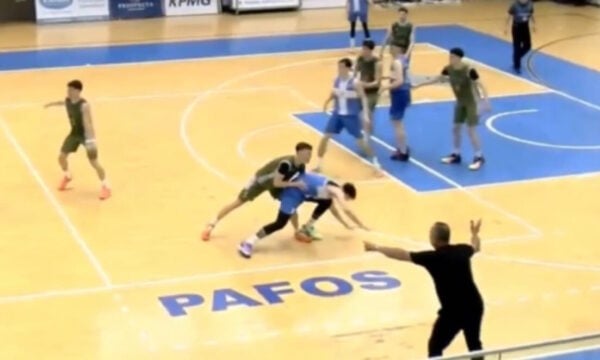 Σκάνδαλο στο μπάσκετ: Παίκτης για αγώνα στη Θεσσαλονίκη: «Δεν έχω δει τόσο αισχρή διαιτησία, υπήρχαν σφυρίγματα που λες, τι έδωσε τώρα;»