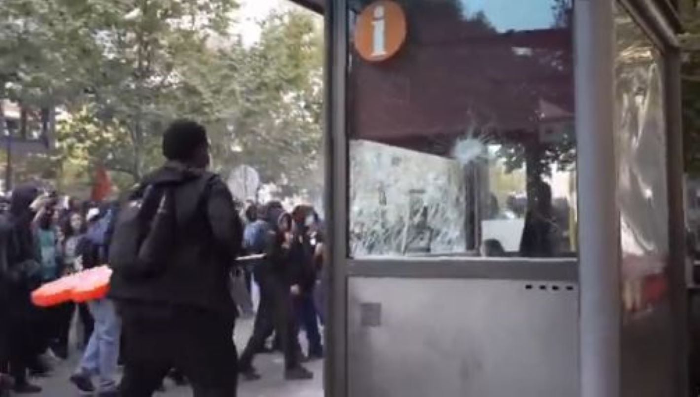 Λιέγη: Συγκρούσεις αστυνομίας με φοιτητές, «άρωμα» Γαλλίας στο Βέλγιο – ΒΙΝΤΕΟ