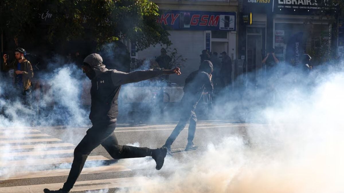 Βέλγιο: Πρόταση για «Χωροφυλακή 2.0» μετά τα βίαια επεισόδια – Ο υπουργός Άμυνας κατηγορεί Ισλαμιστές, Ακροαριστερούς και το TikTok 6 Βέλγιο: Πρόταση για «Χωροφυλακή 2.0» μετά τα βίαια επεισόδια – Ο υπουργός Άμυνας κατηγορεί Ισλαμιστές, Ακροαριστερούς και το TikTok