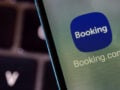 Booking στο στόχαστρο της Κομισιόν για παραπλανητικές καταχωρίσεις και διαδικτυακές απάτες