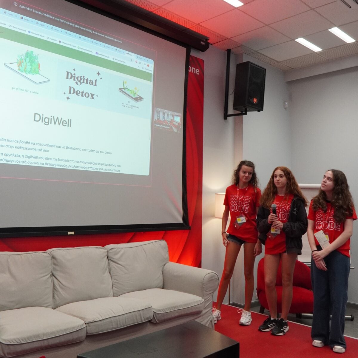 Code Like a Girl: Κορίτσια γράφουν κώδικα και χτίζουν τον αυριανό ψηφιακό κόσμο