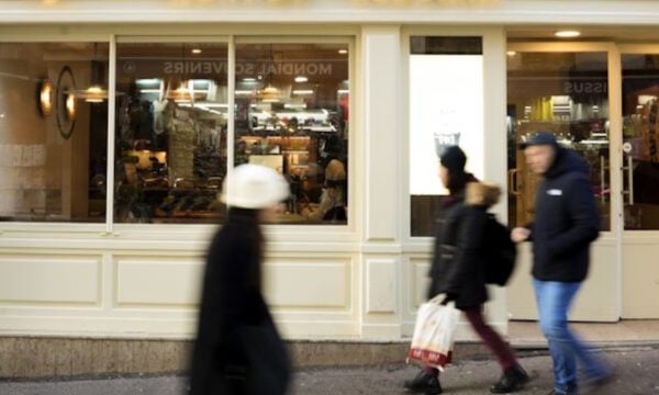 Coffee Island: Αύξηση τζίρου 13,12% και μείωση κερδών το 2025 – Πηγές της εταιρείας λένε ότι δεν υπάρχει θέμα πώλησης