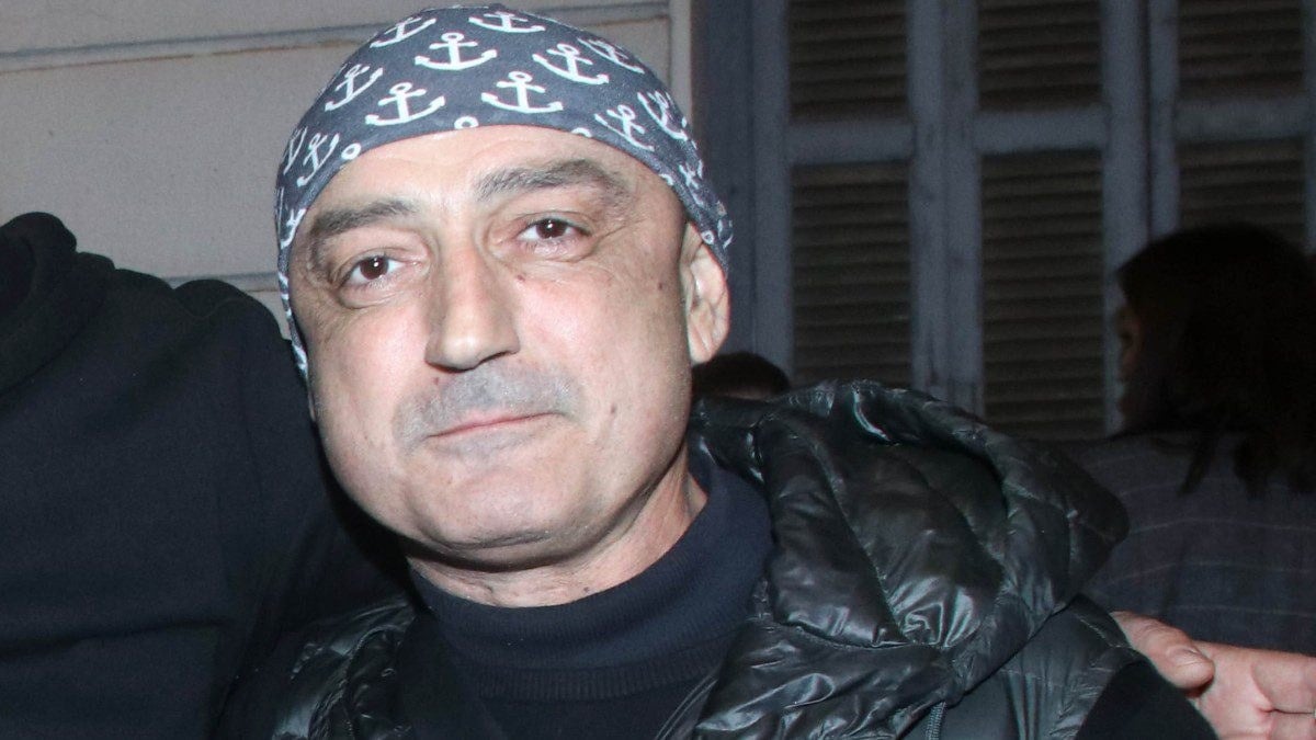 Δημήτρης Ήμελλος: Η αδελφή του συγκινεί ανήμερα της γιορτής του – «Θα σε γιορτάζουμε μέχρι να ανταμώσουμε ξανά» 8 Ο Δημήτρης Ήμελλος