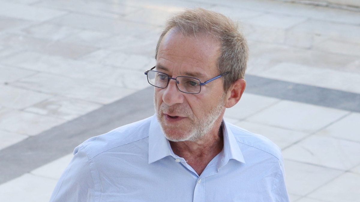 Λιγνάδης: «Με χειραγωγούσε από την πρώτη μέρα μέχρι το τέλος, ήμουν απλά ένα κομμάτι κρέας στα χέρια του» – Η κατάθεση «φωτιά» του καταγγέλλοντος