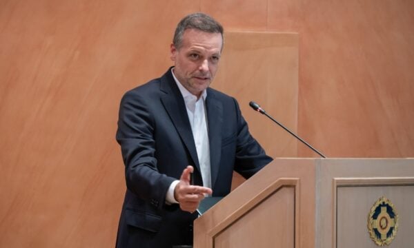 Χάρης Δούκας: Επιστολή στην Ελληνικό Μετρό για την περίφραξη στην πλατεία Εξαρχείων