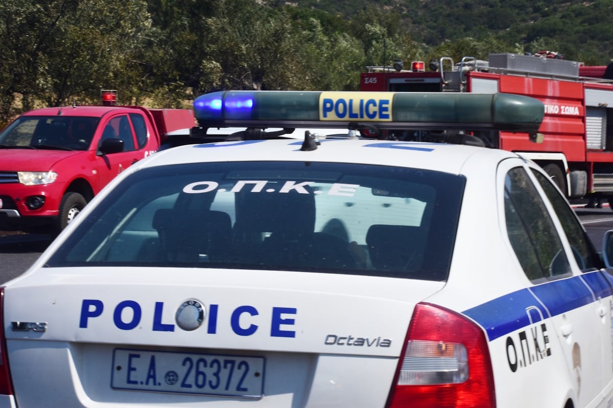 Καλλιθέα: Εντοπίστηκαν φιαλίδια με επικίνδυνη ουσία και εκκενώθηκαν σπίτια