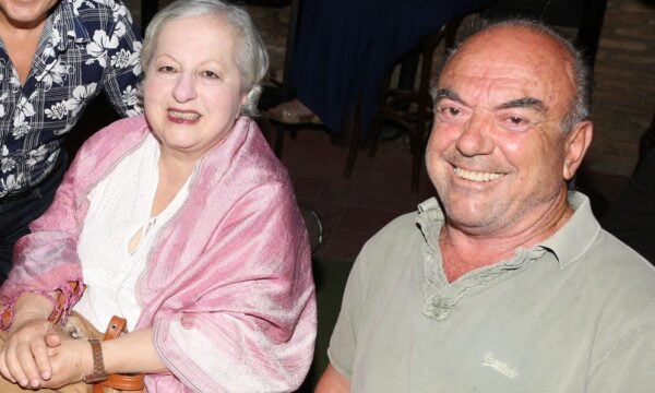Ελένη Γερασιμίδου για Αντώνη Ξένο: «46 χρόνια μαλώνουμε συνέχεια» – Το απρόοπτο στο πρώτο τους φιλί