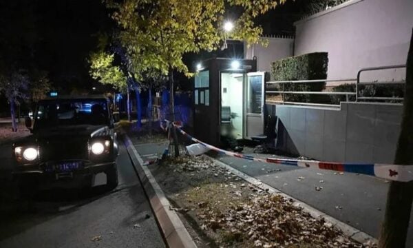 Βελιγράδι: Νεκρός ανήλικος μετά από επίθεση με μαχαίρια έξω από την ισραηλινή πρεσβεία – Συναγερμός για τρομοκρατία