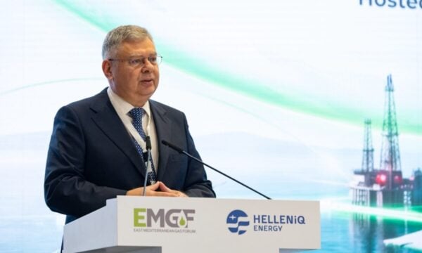 HELLENiQ ENERGY: Η Ελλάδα αποτελεί φυσική πύλη ενέργειας προς την Ευρώπη