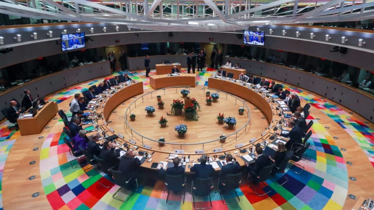 Βρυξέλλες: Ενεργειακή διαφωνία και μάχη για τον προϋπολογισμό της ΕΕ – Οι ηγέτες χωρίς συνέντευξη Τύπου