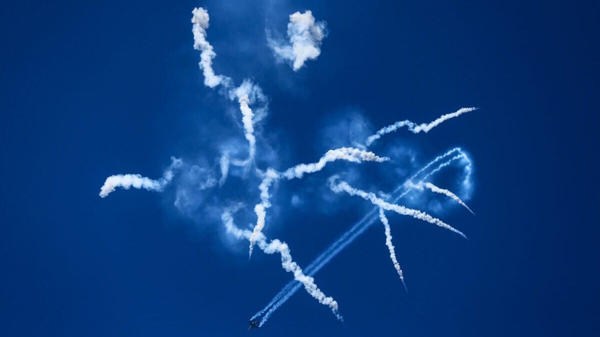 Ο Χρήστος Χαρίτος θα πετάξει με το F-16 «Ζευς» στην παρέλαση της 28ης Οκτωβρίου: «Όνειρό μου από παιδί» 1 Ο Χρήστος Χαρίτος θα πετάξει με το F-16 «Ζευς» στην παρέλαση της 28ης Οκτωβρίου: «Όνειρό μου από παιδί»