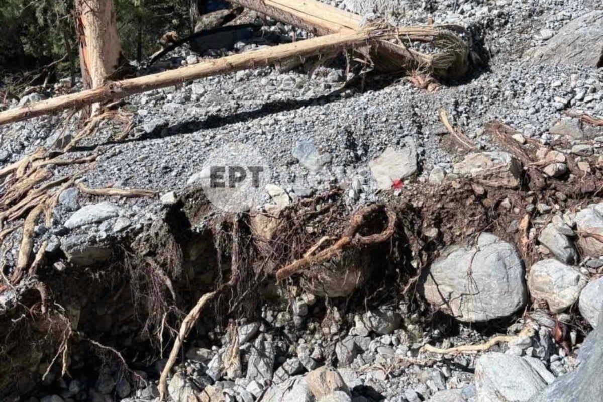 Χανιά: Στο Ξυλόσκαλο μεταφέρθηκαν οι 8 εγκλωβισμένοι εργαζόμενοι από το φαράγγι της Σαμαριάς