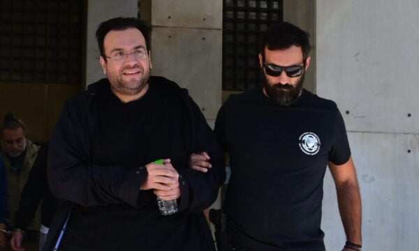 Φίλιππος Καμπούρης: Εσπευσμένα στο «Γεννηματάς» αφού λιποθύμησε στα κρατητήρια