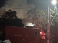 Αιγάλεω: Μεγάλη φωτιά ισοπέδωσε βαφείο υφασμάτων – Αναφέρθηκαν εκρήξεις