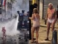 Γαλλία: Οι εικόνες AI από τις διαδηλώσεις που έγιναν viral – Ο Ροζ Πάνθηρας και το ημίγυμνο ηλικιωμένο ζευγάρι