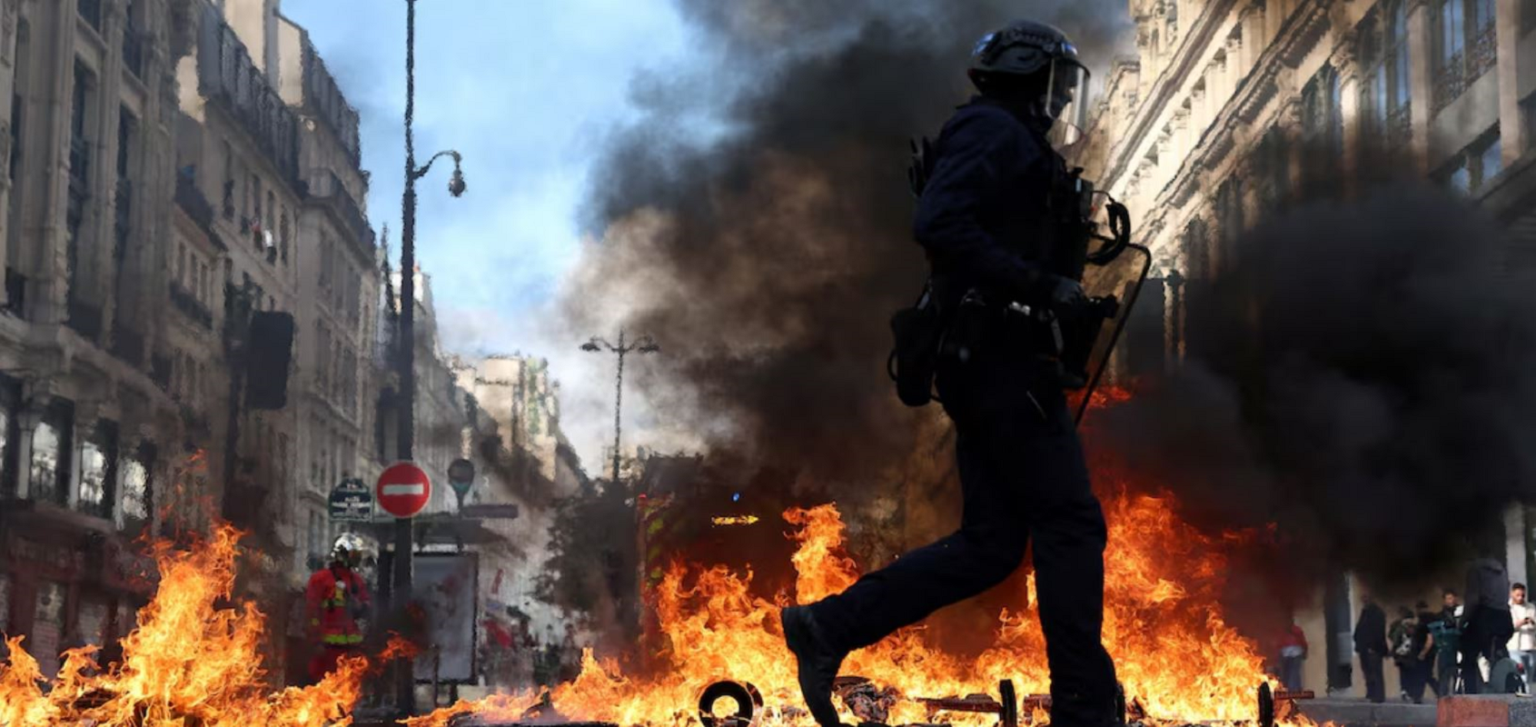 Γαλλία: Επεισόδια από το Παρίσι έως τη Μασσαλία και τη Λυών – 1.200 συλλήψεις και 150 τραυματίες αστυνομικοί
