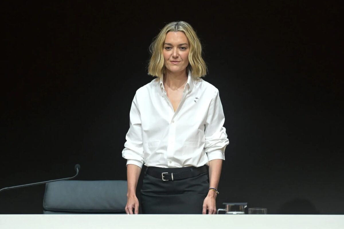 ZARA: Πώς θα μοιραστούν τα 127 δισ. δολάρια του 90χρονου ιδρυτή της αυτοκρατορίας μόδας 8 ZARA: Πώς θα μοιραστούν τα 127 δισ. δολάρια του 90χρονου ιδρυτή της αυτοκρατορίας μόδας