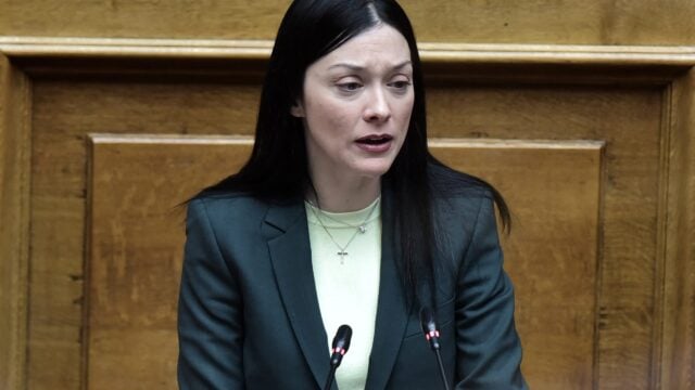 Νάντια Γιαννακοπούλου: «Δεν ντρέπομαι που δάκρυσα» στην αντιπαράθεση με τον Μακάριο Λαζαρίδη