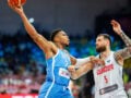 Ο Γιάννης Αντετοκούνμπο ξετρέλανε το NBA: «πέταξε» και κάρφωσε πάνω από τον Ντάνιελ Γκάφορντ