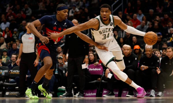 Χιτ – Πίστονς 111-128: Το Μαϊάμι έχασε ξανά στο NBA, παρά τον και πάλι τρομερό Γιάννη Αντετοκούνμπο