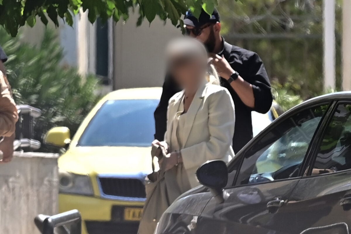 Γιώργος Μαζωνάκης: Η γιατρός νάρκωσε και βιντεοσκόπησε την κόρη της λίγες ημέρες πριν από τον θάνατό του – Την έκανε «πειραματόζωο»