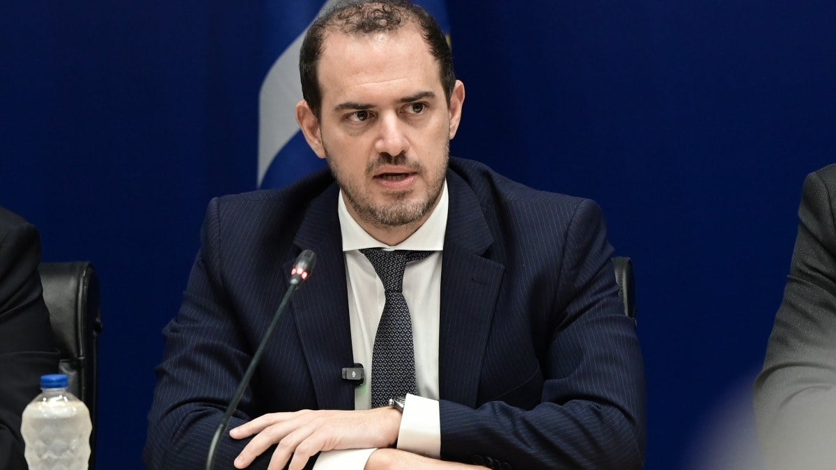 Γιώργος Κώτσηρας: Στο νοσοκομείο από τη Βουλή ο 42χρονος – Έγινε πατέρας πριν από τρεις εβδομάδες 8 Γιώργος Κώτσηρας