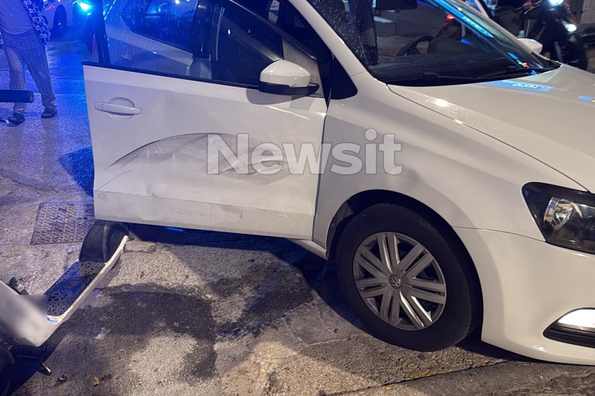 Γκύζη: Χειρόφρενο αυτοκινήτου φέρεται να λύθηκε και τραυμάτισε μητέρα και το 10χρονο παιδί της 3 Γκύζη: Χειρόφρενο αυτοκινήτου φέρεται να λύθηκε και τραυμάτισε μητέρα και το 10χρονο παιδί της