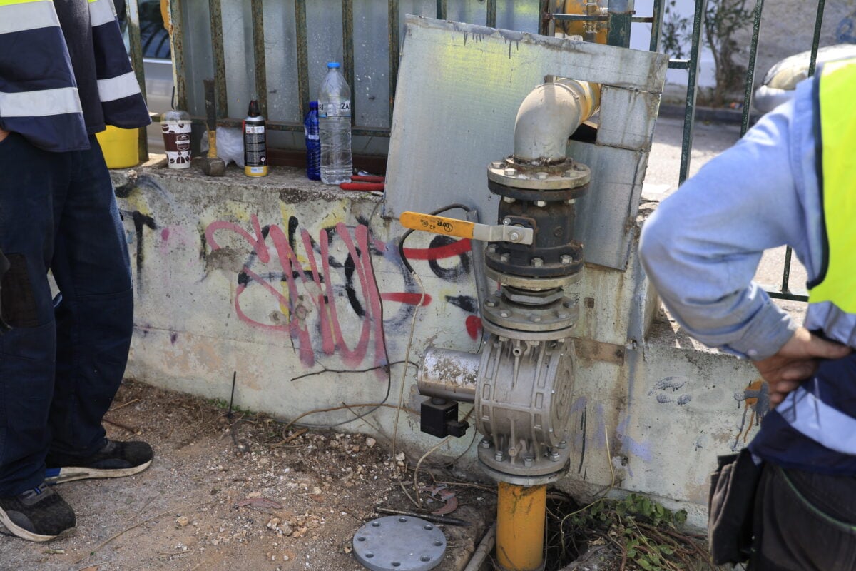 Γκράβα: Το σχολικό συγκρότημα κρύβει από κάτω στοές, θαλάμους, καταφύγια και ίσως διόδους παλιών φυλακών 8 Γκράβα: Το σχολικό συγκρότημα κρύβει από κάτω στοές, θαλάμους, καταφύγια και ίσως διόδους παλιών φυλακών