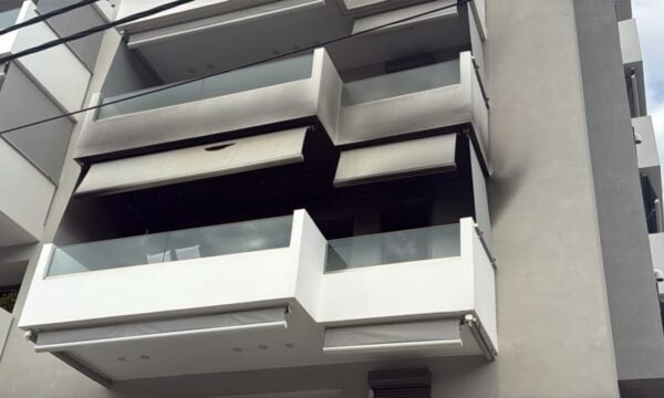 Γλυφάδα: Ο πατέρας της 36χρονης λέει ότι ο υπαξιωματικός του Πολεμικού Ναυτικού την είχε απειλήσει με θάνατο