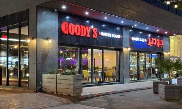 Vivartia: Οι Goody’s, Everest και La Pasteria περνούν στην καναδική Recipe Unlimited